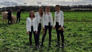 L’équipe de Pau Montardon, 100 % féminine, a brillé dans les deux épreuves (vidéo et rédaction) avec un dynamisme remarquable. © tiea2021montardon/Instagram L’équipe de Pau Montardon, 100 % féminine, a brillé dans les deux épreuves (vidéo et rédaction) avec un dynamisme remarquable. © tiea2021montardon/Instagram